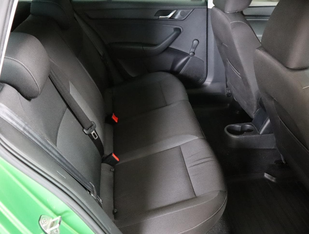 2014 Škoda RAPID - 23