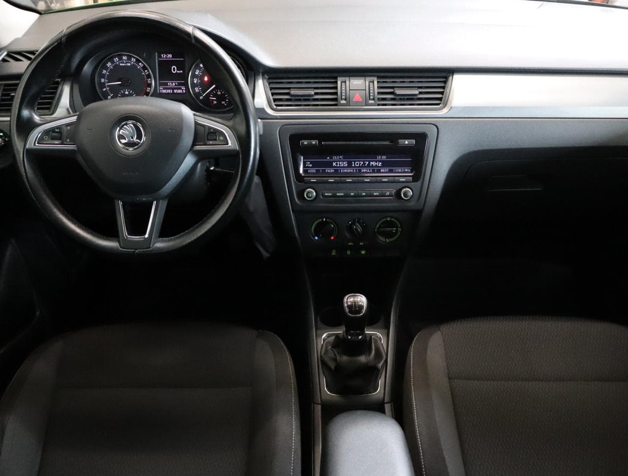 2014 Škoda RAPID - 17