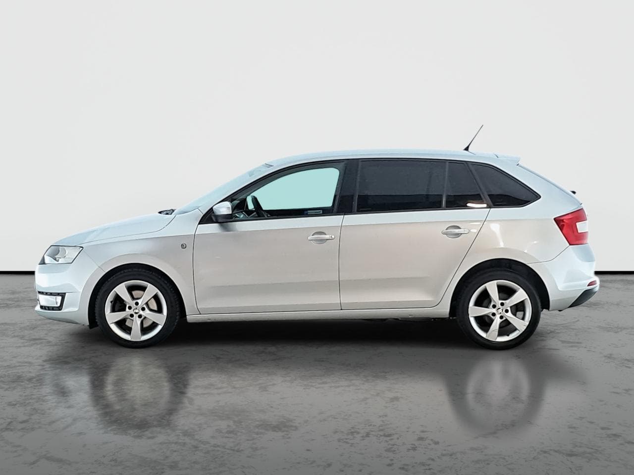 2015 Škoda RAPID - 39