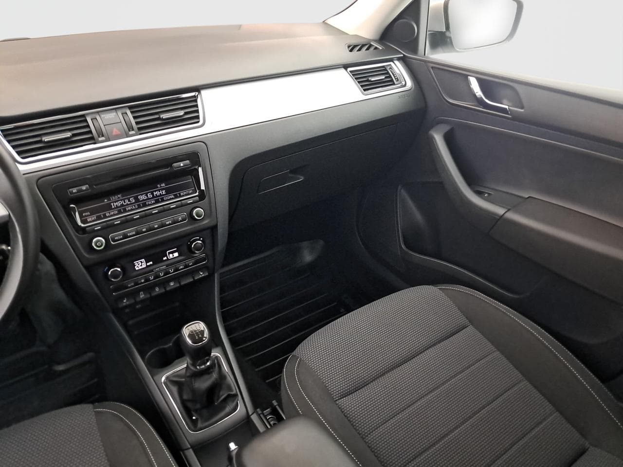 2015 Škoda RAPID - 15
