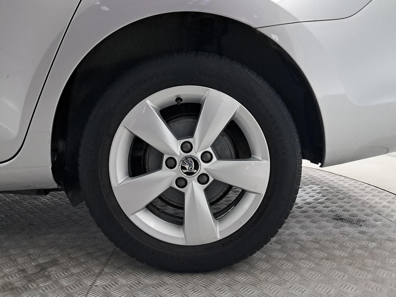 2013 Škoda RAPID - 36