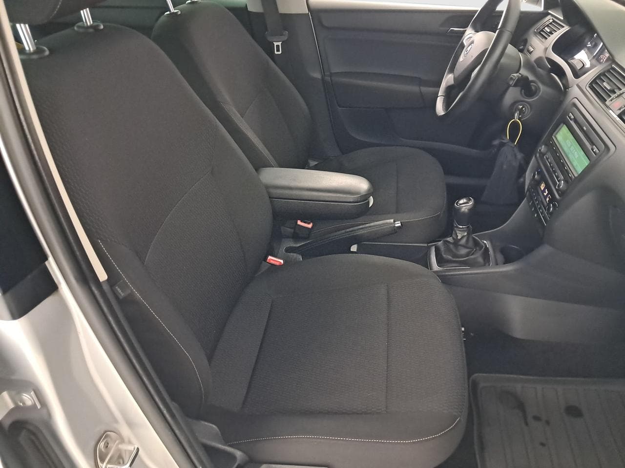 2013 Škoda RAPID - 18