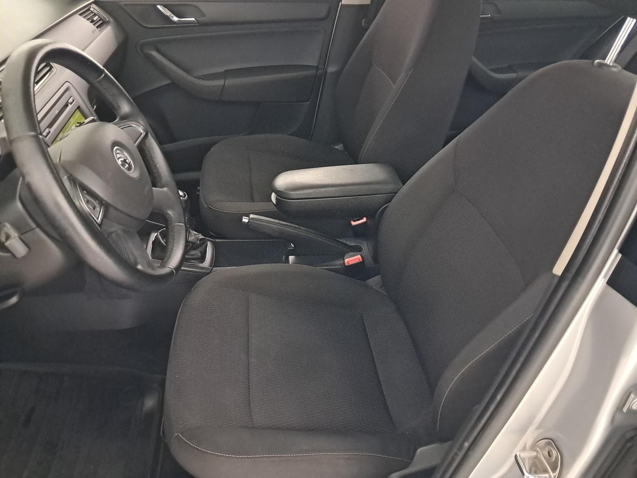 2013 Škoda RAPID - 26