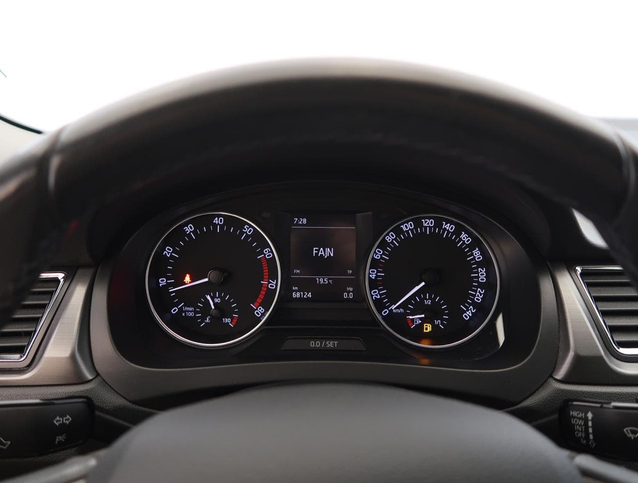 2017 Škoda RAPID - 31