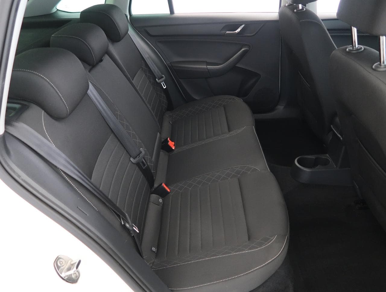 2017 Škoda RAPID - 24