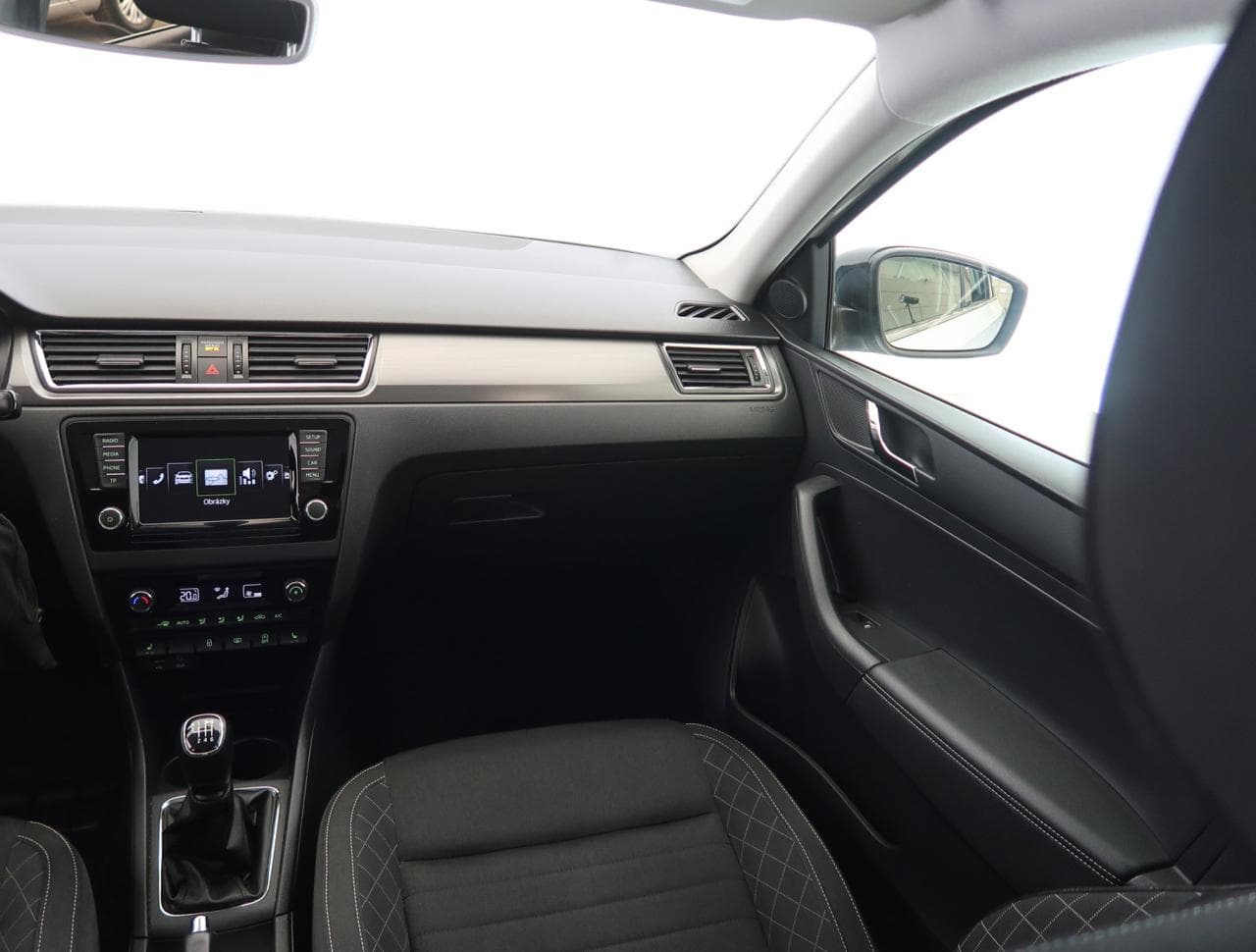 2017 Škoda RAPID - 20