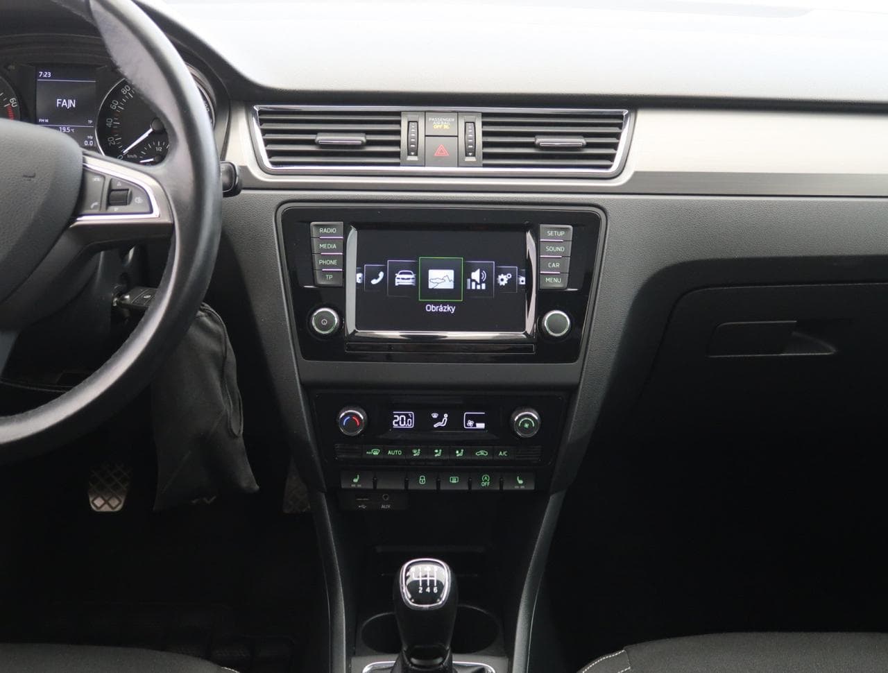 2017 Škoda RAPID - 33