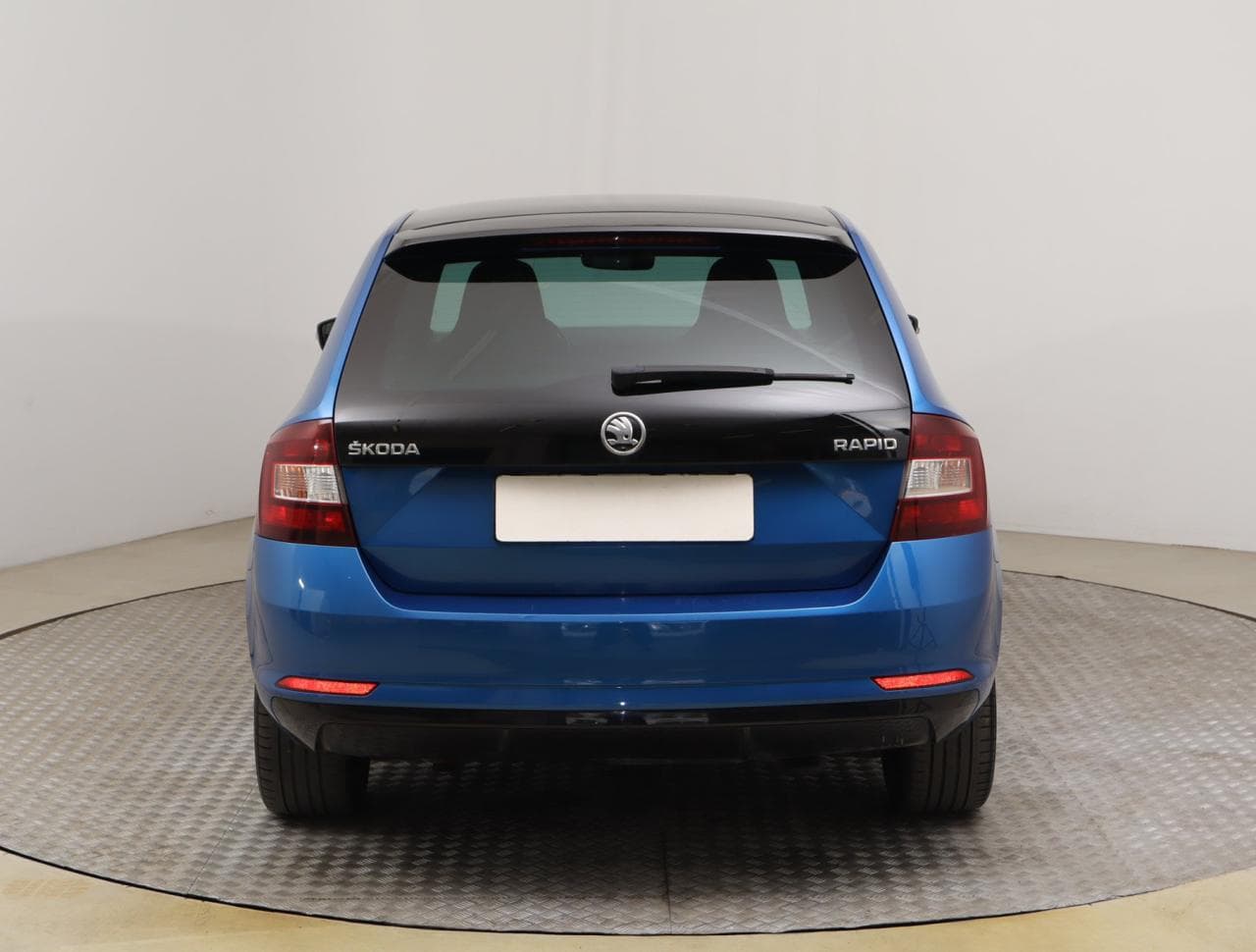 2017 Škoda RAPID - 11