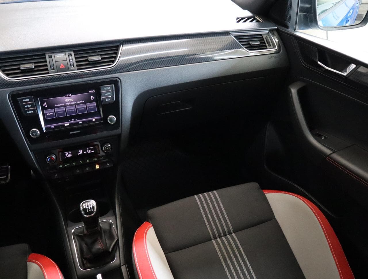2017 Škoda RAPID - 21