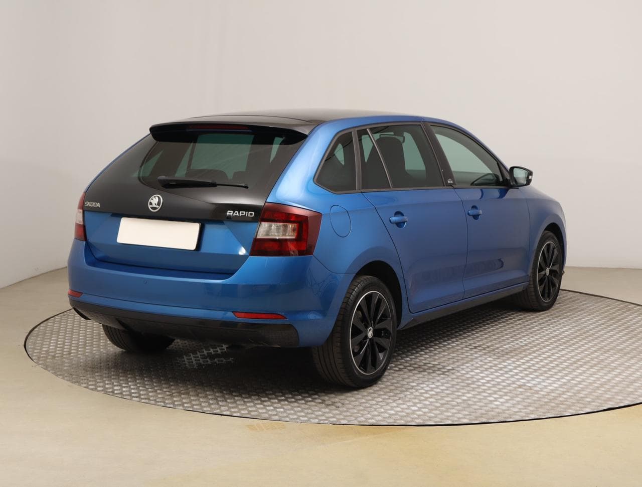2017 Škoda RAPID - 13