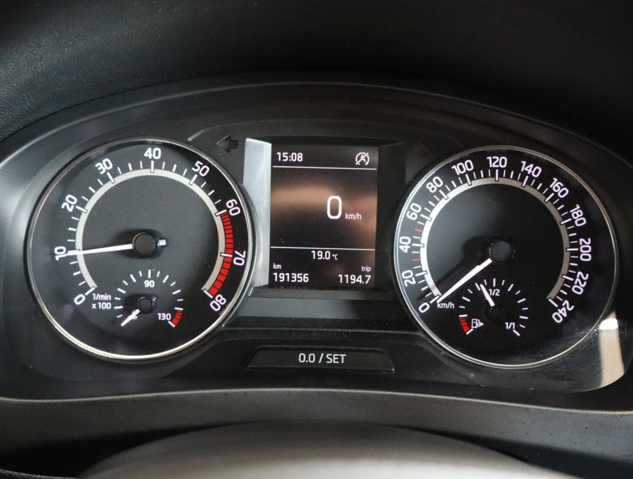 2017 Škoda RAPID - 31