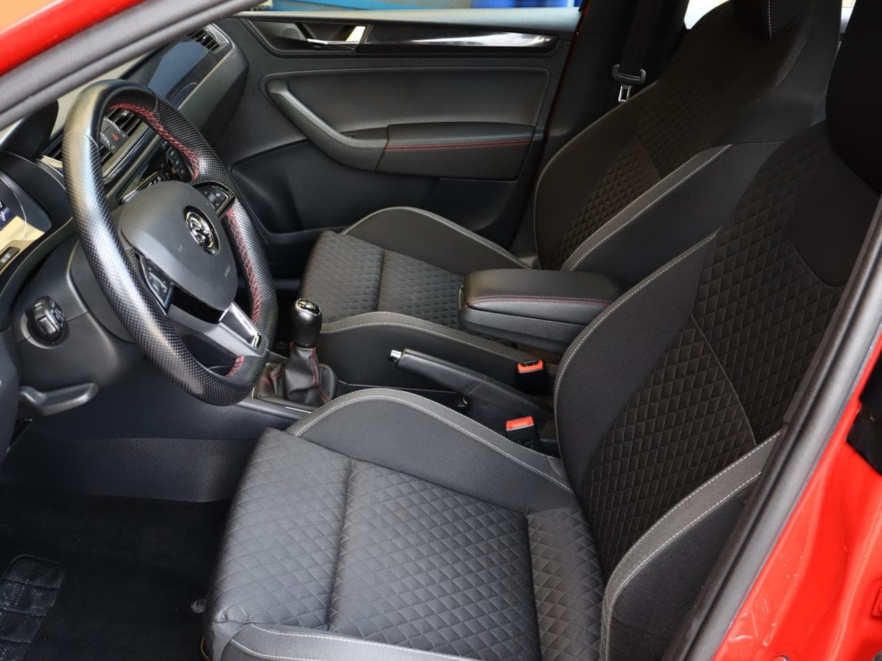 2018 Škoda RAPID - 27