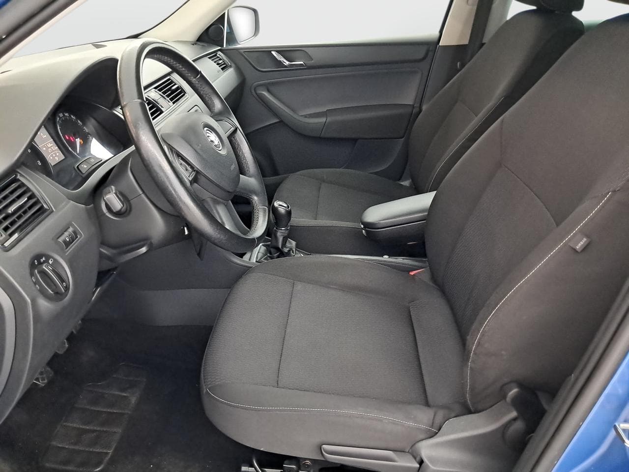 2013 Škoda RAPID - 21