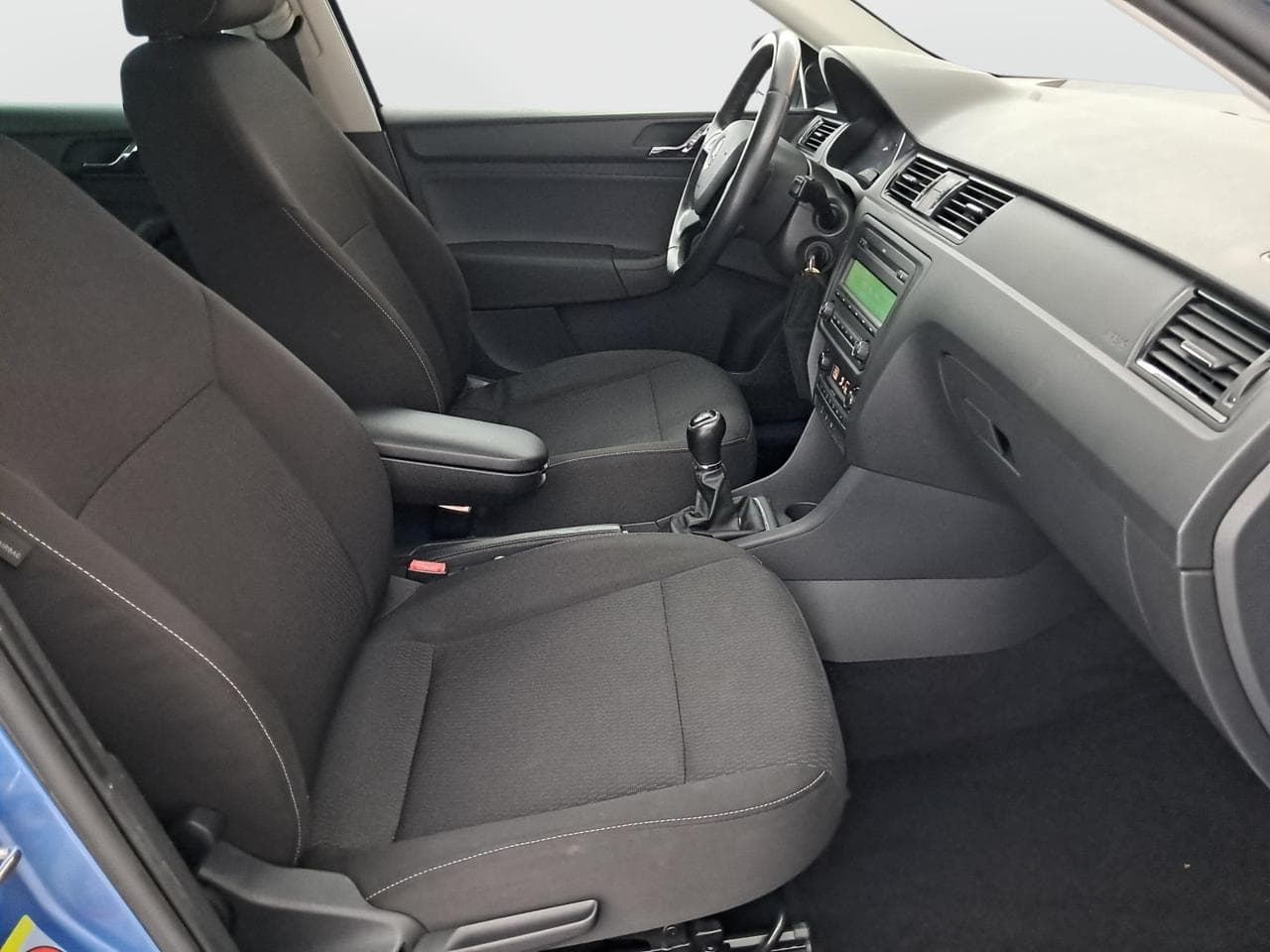 2013 Škoda RAPID - 13