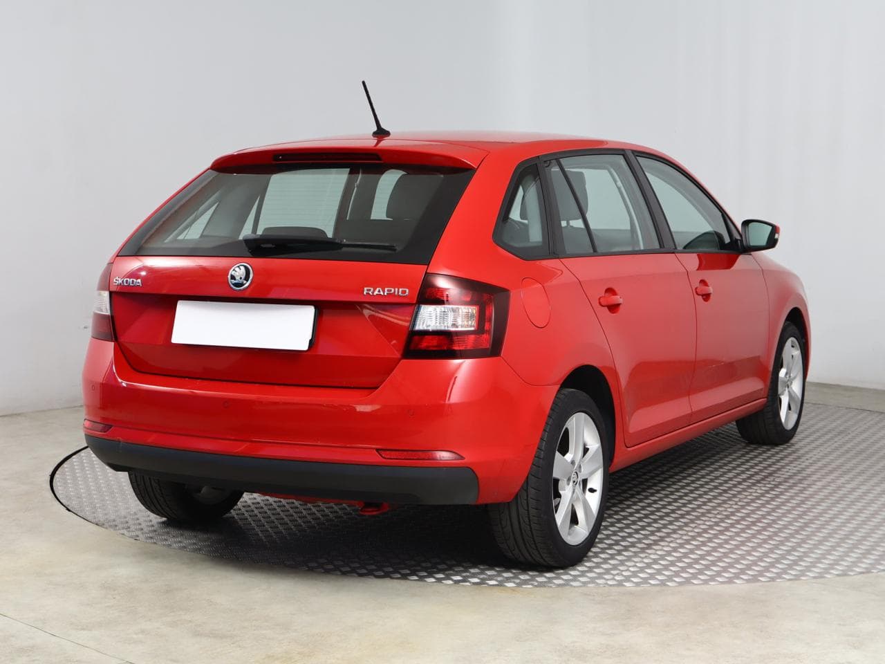 2018 Škoda RAPID - 13