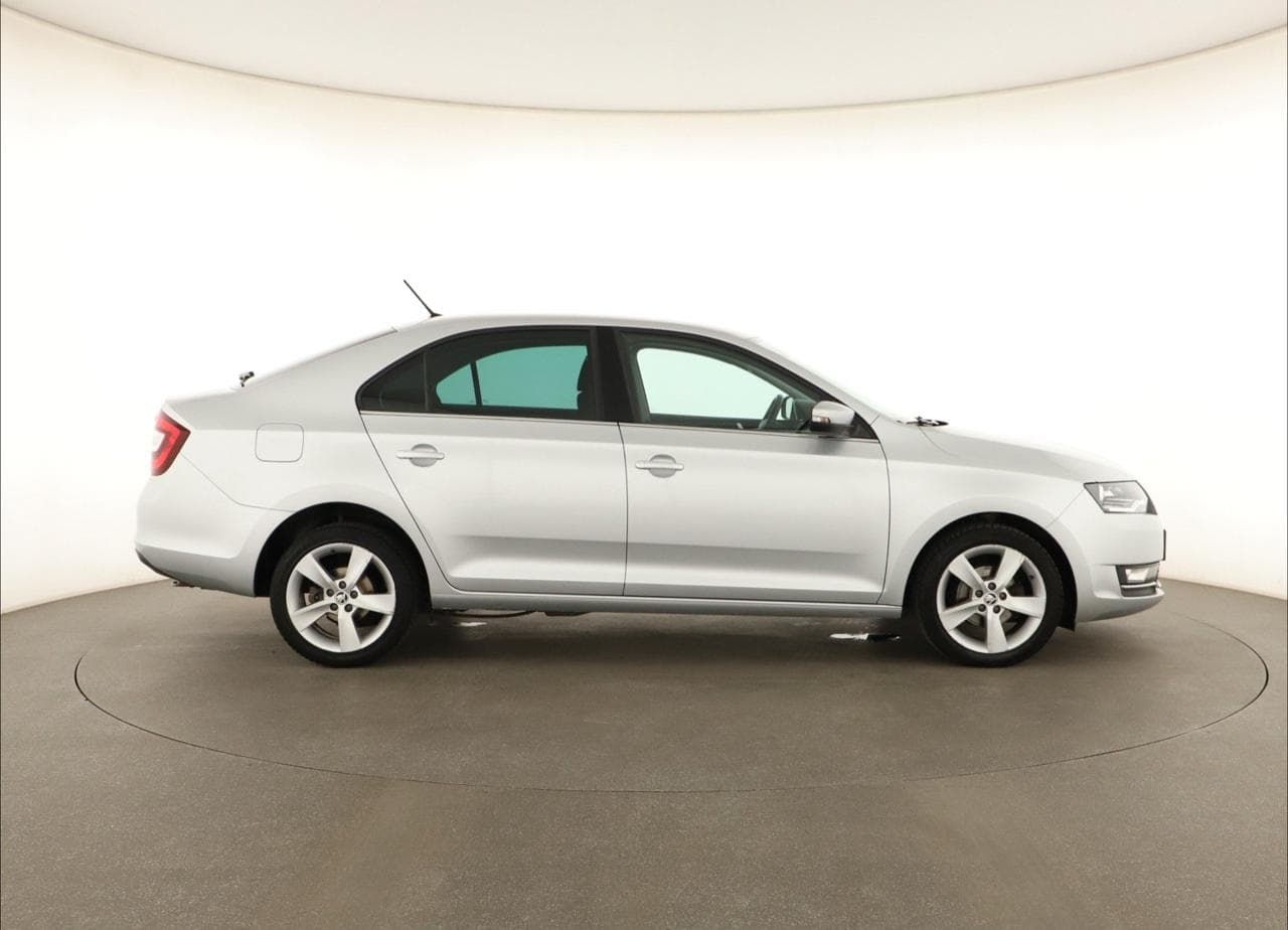 2018 Škoda RAPID - 15
