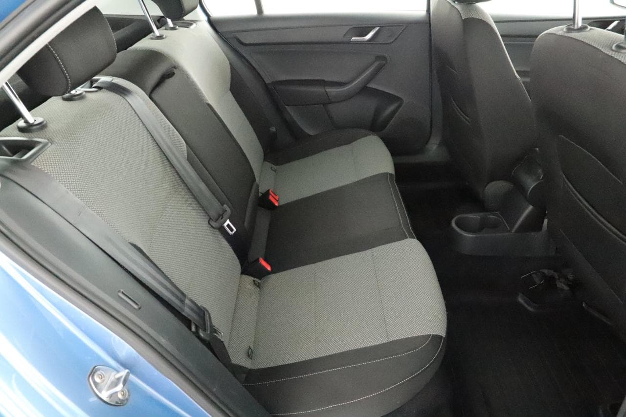 2013 Škoda RAPID - 19
