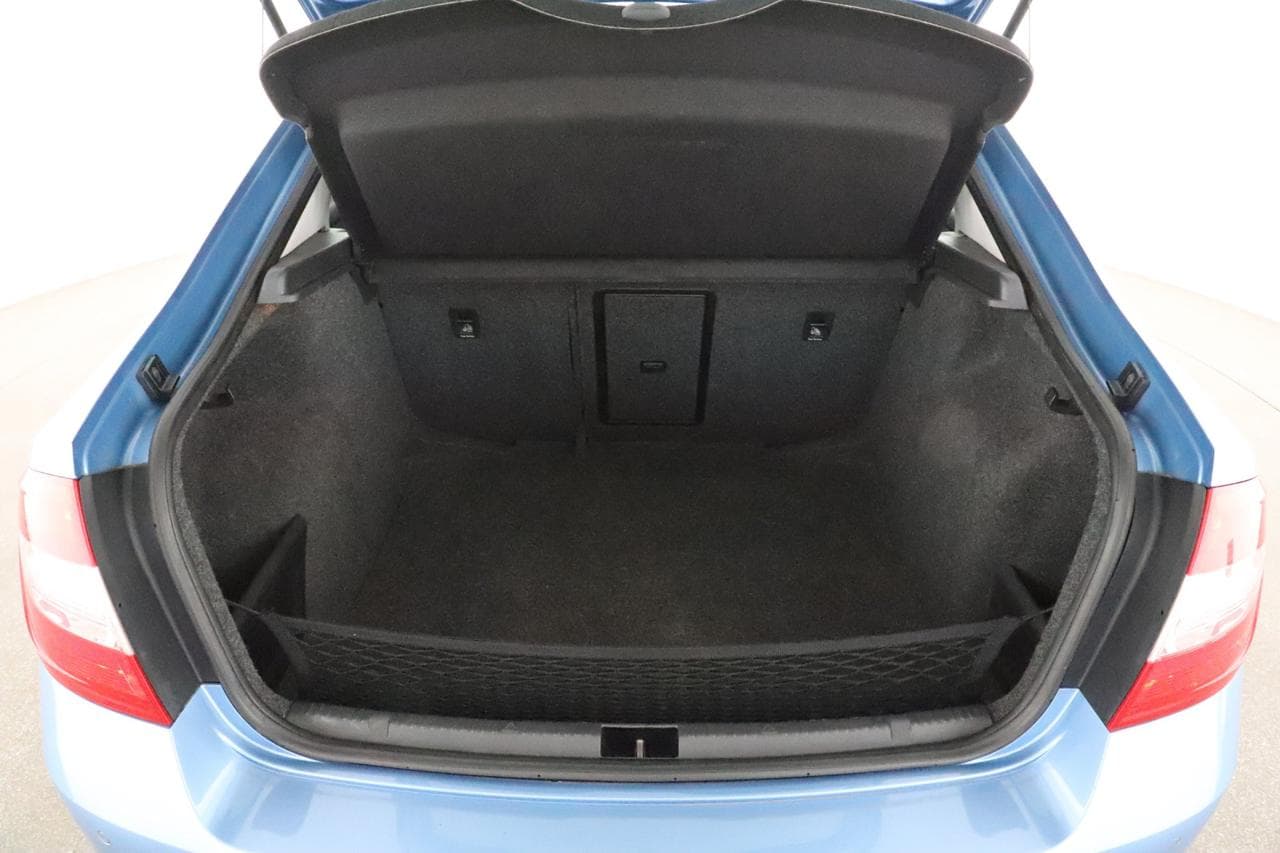 2013 Škoda RAPID - 35