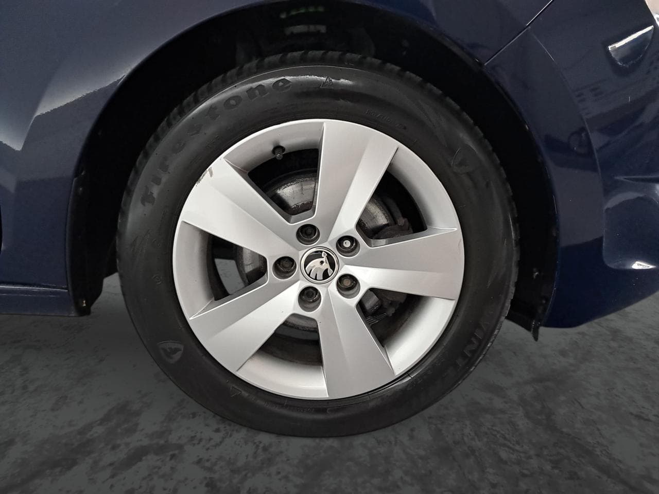 2016 Škoda RAPID - 33