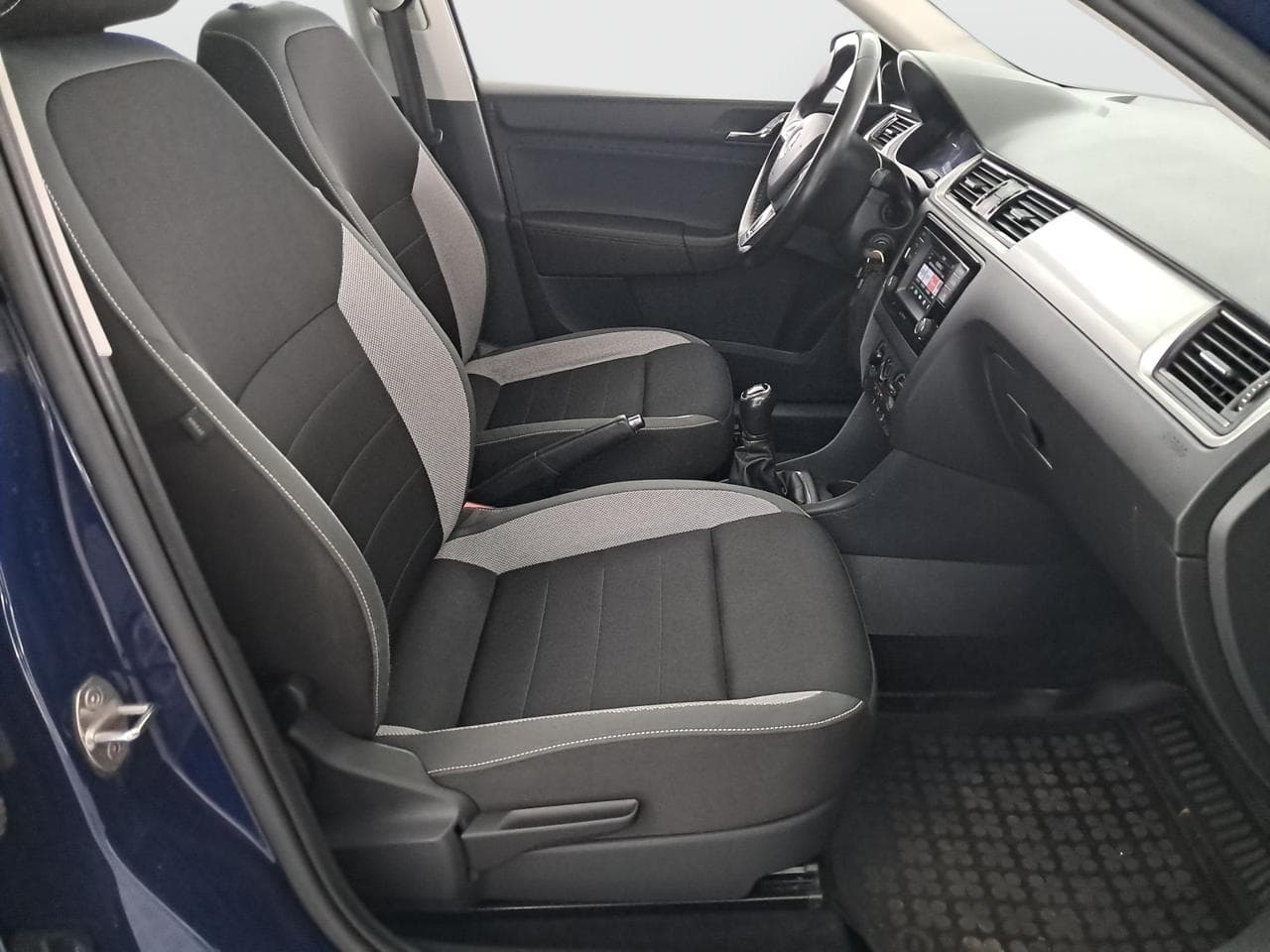 2016 Škoda RAPID - 18