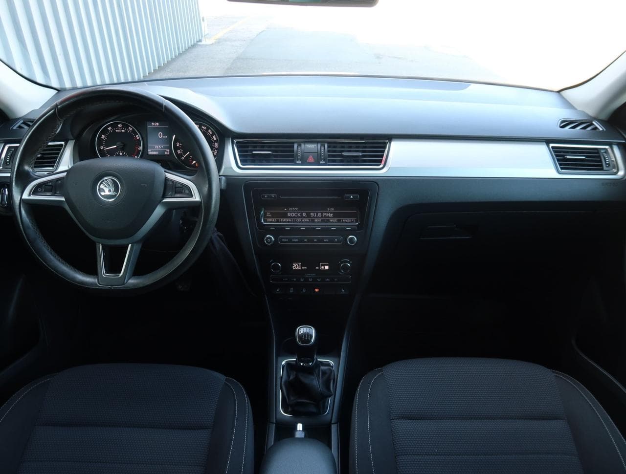 2014 Škoda RAPID - 17