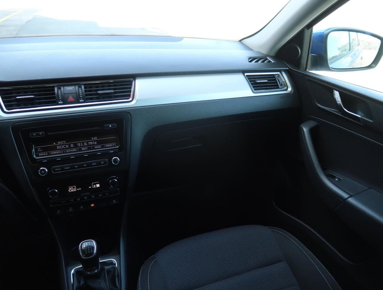 2014 Škoda RAPID - 18