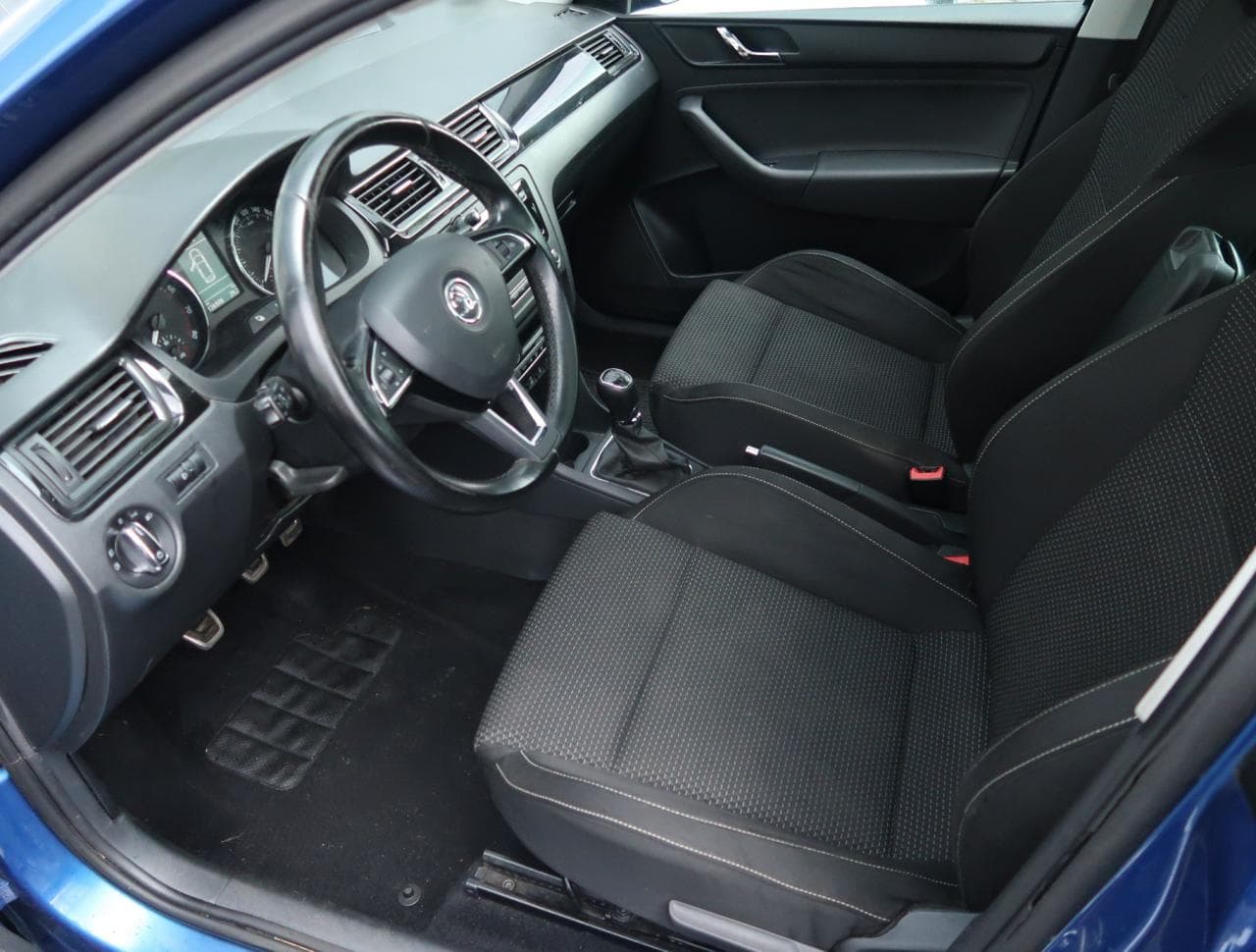 2015 Škoda RAPID - 16