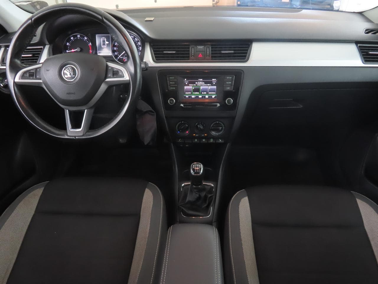 2017 Škoda RAPID - 10