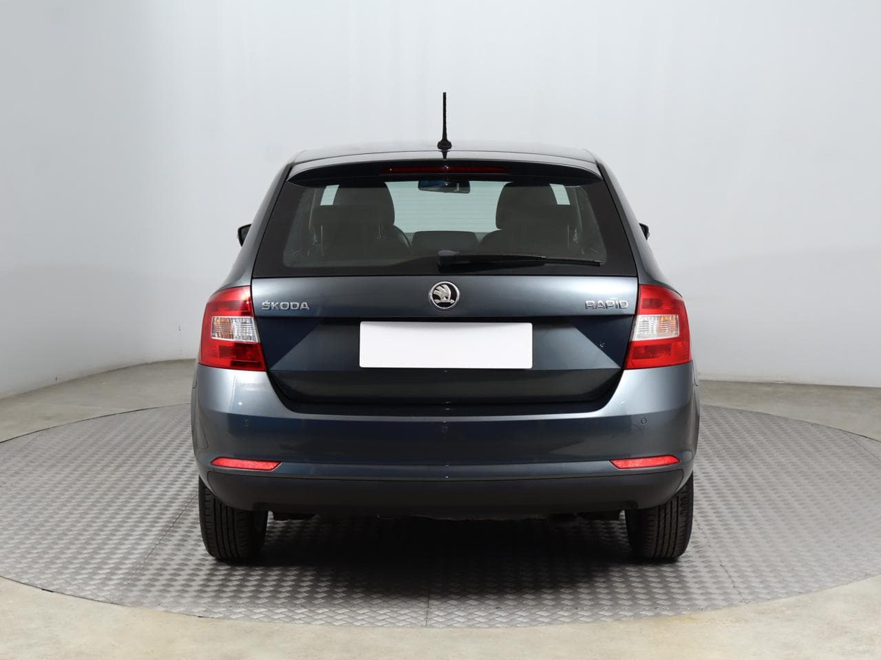 2017 Škoda RAPID - 11