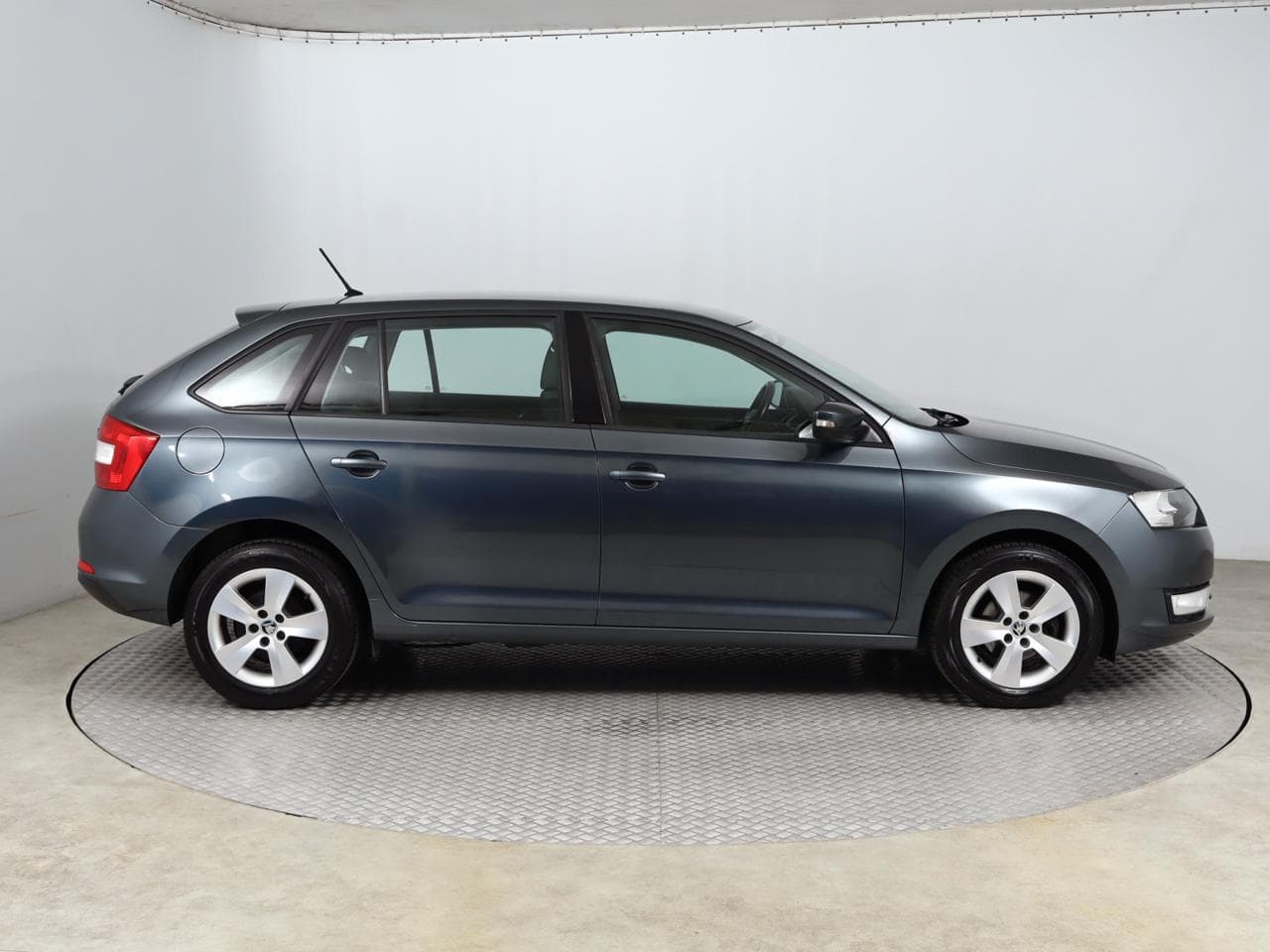 2017 Škoda RAPID - 15