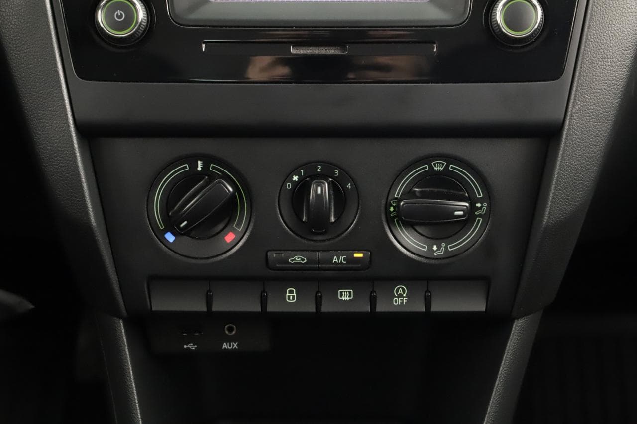 2015 Škoda RAPID - 16
