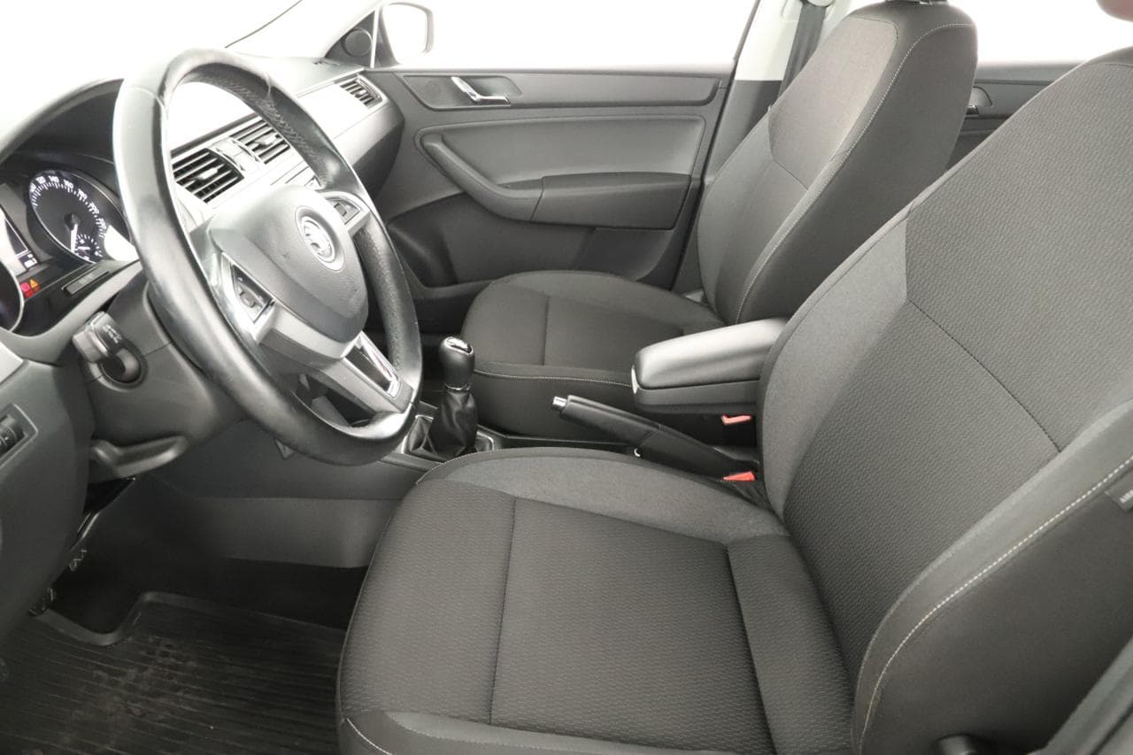 2015 Škoda RAPID - 13