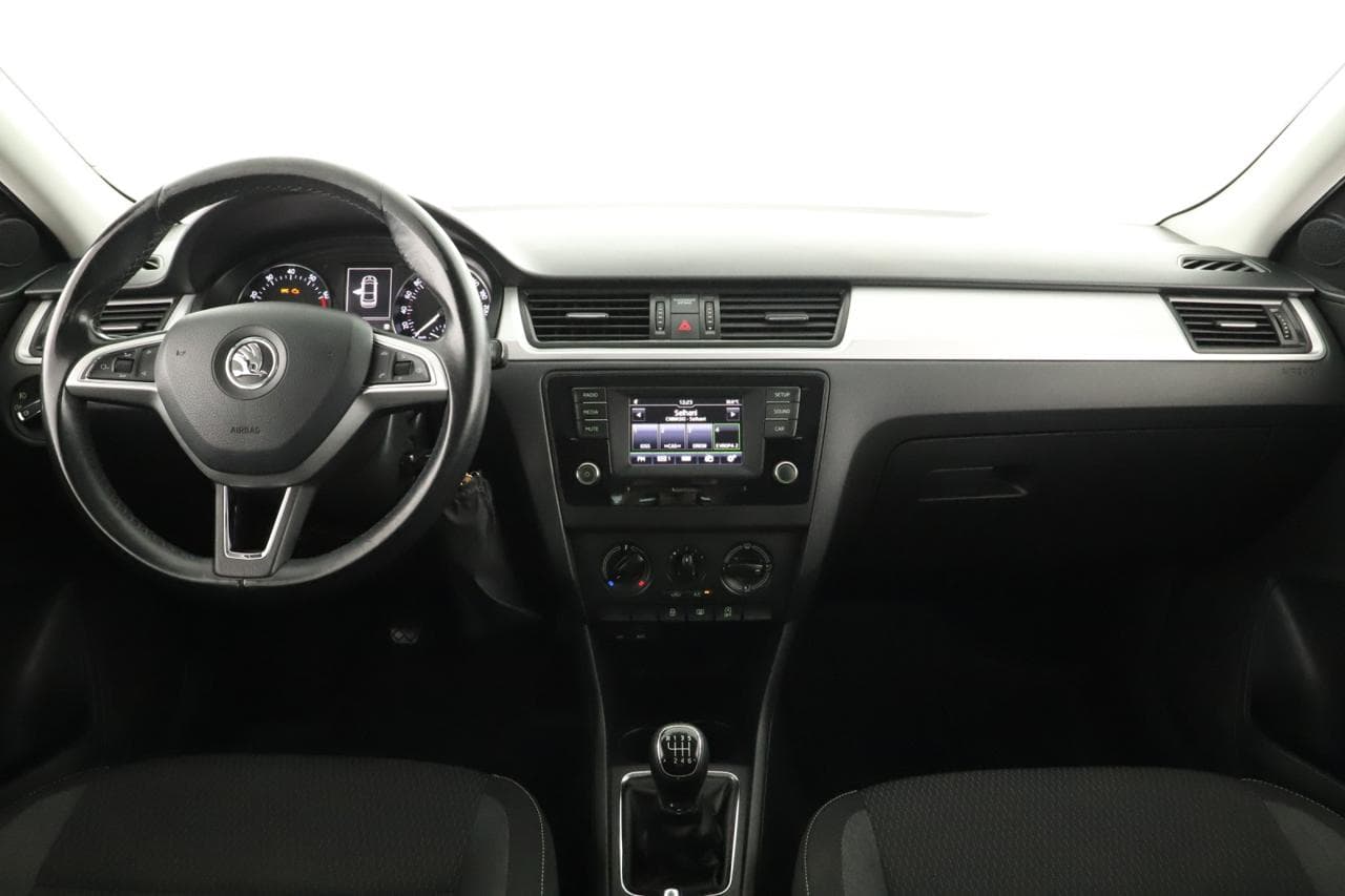 2015 Škoda RAPID - 9