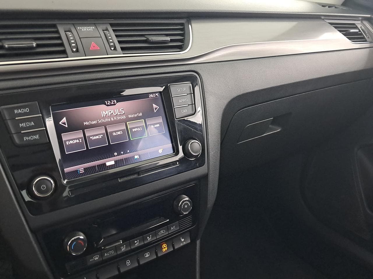 2019 Škoda RAPID - 17