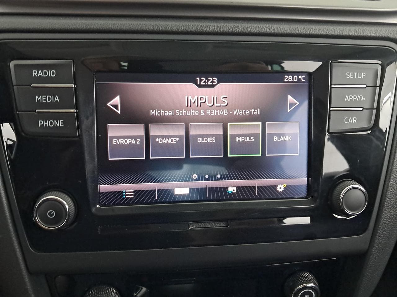 2019 Škoda RAPID - 18