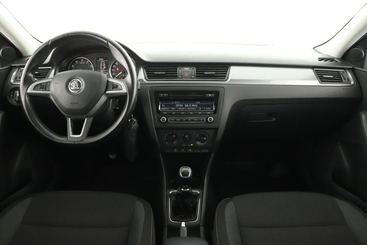 2015 Škoda RAPID - 17