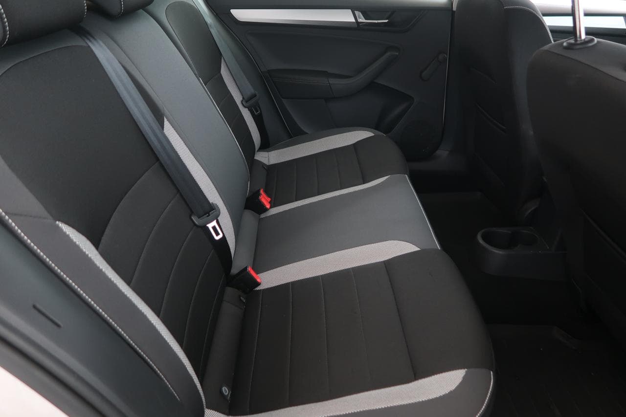 2019 Škoda RAPID - 18