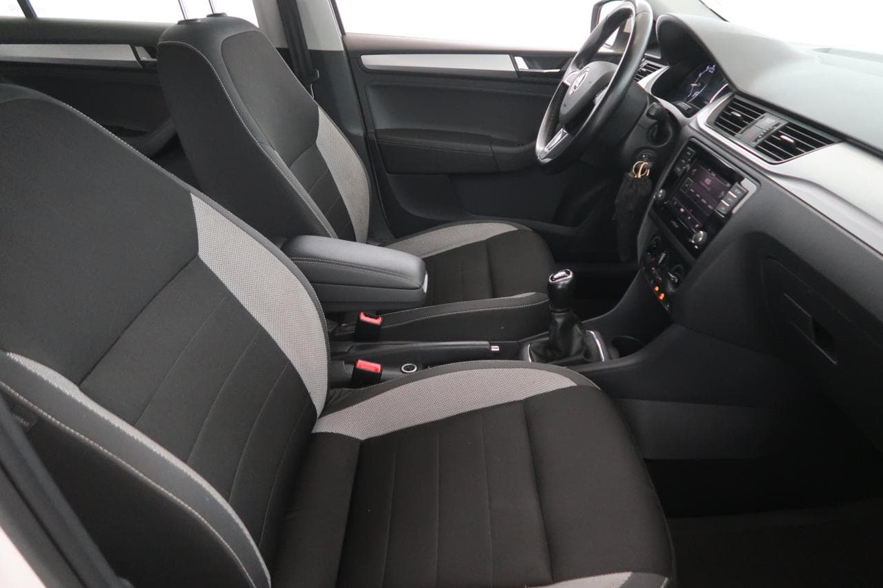 2019 Škoda RAPID - 17