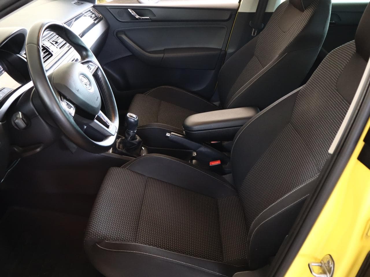 2014 Škoda RAPID - 14