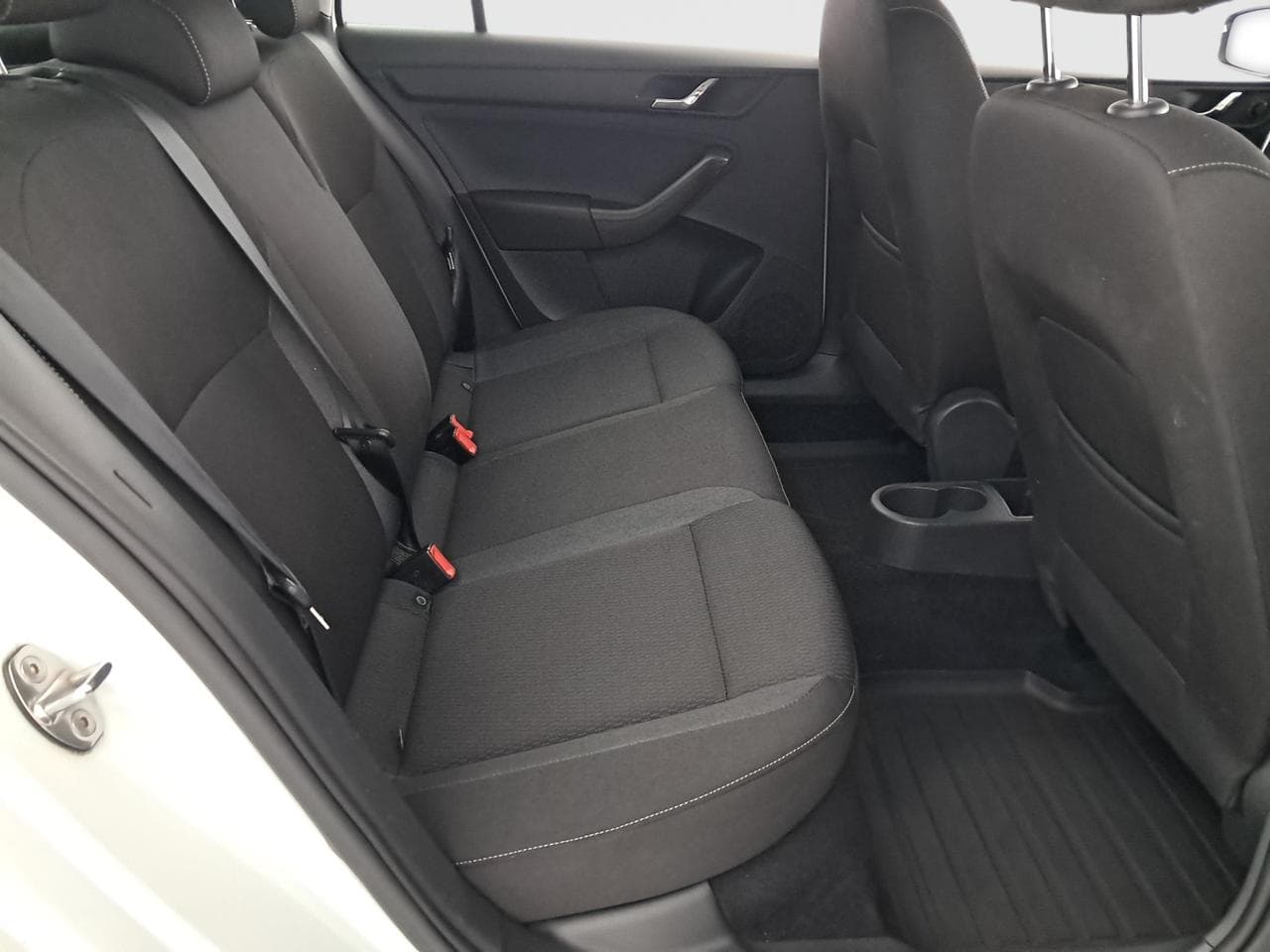 2015 Škoda RAPID - 13