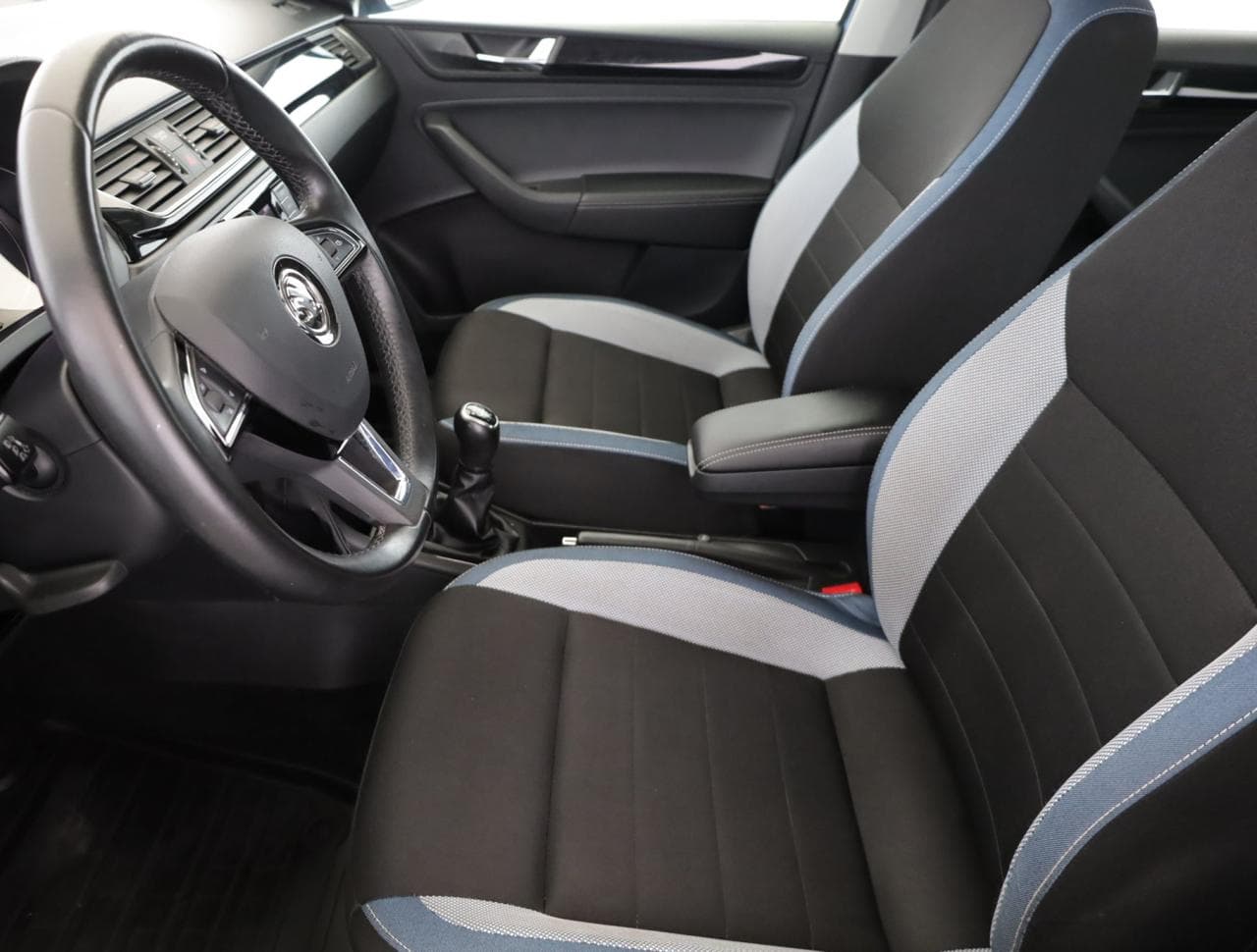 2018 Škoda RAPID - 13