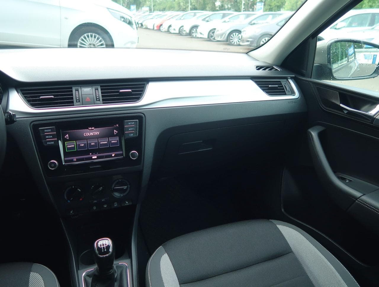 2018 Škoda RAPID - 11