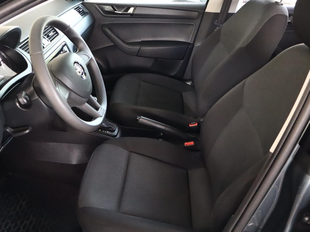 2018 Škoda RAPID - 14