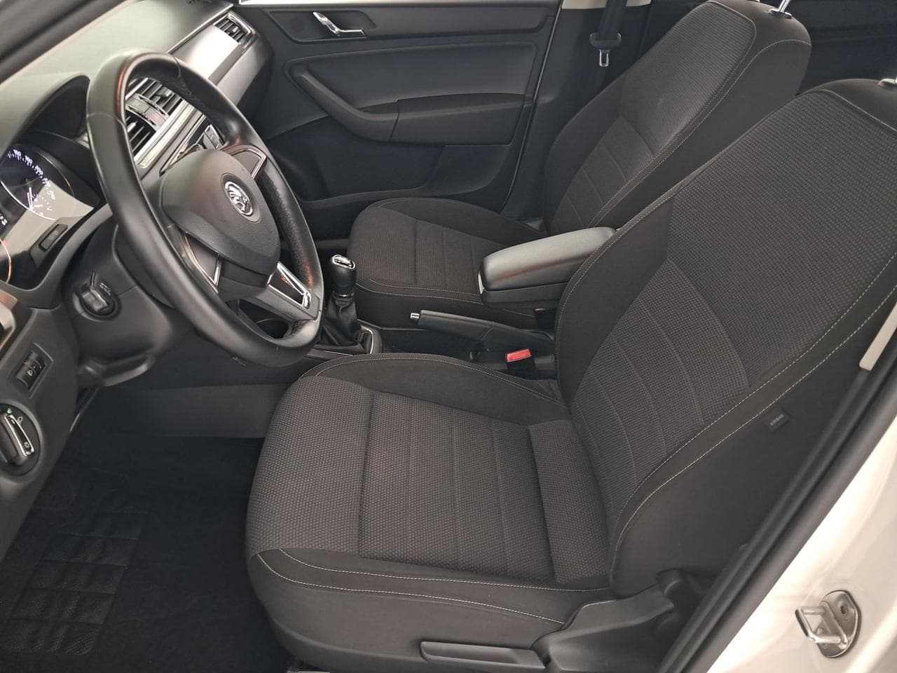 2016 Škoda RAPID - 16