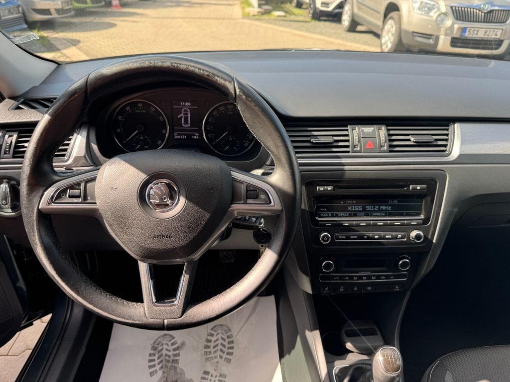 2015 Škoda RAPID - 12