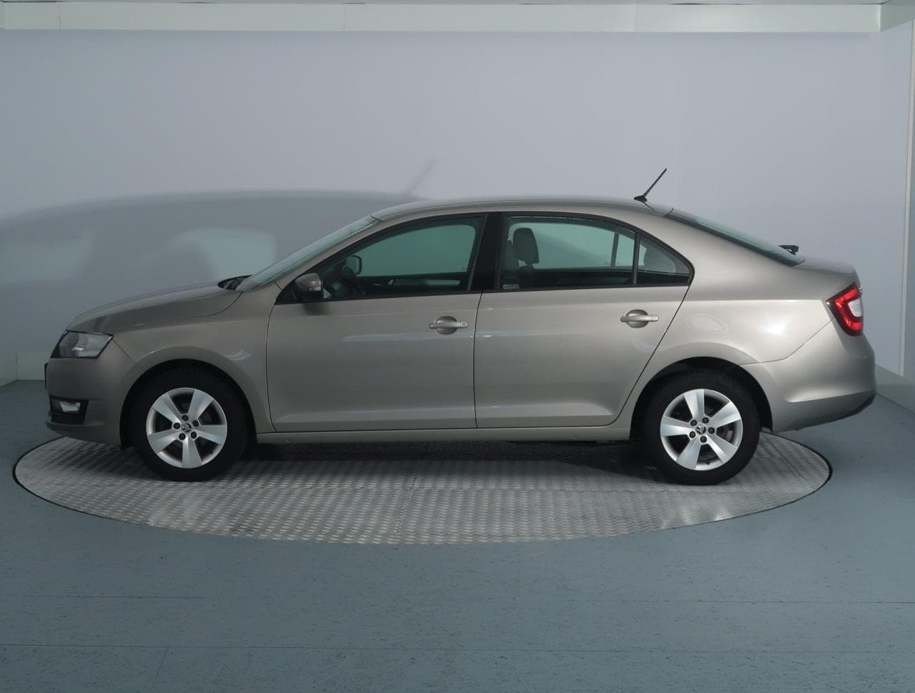 2019 Škoda RAPID - 4