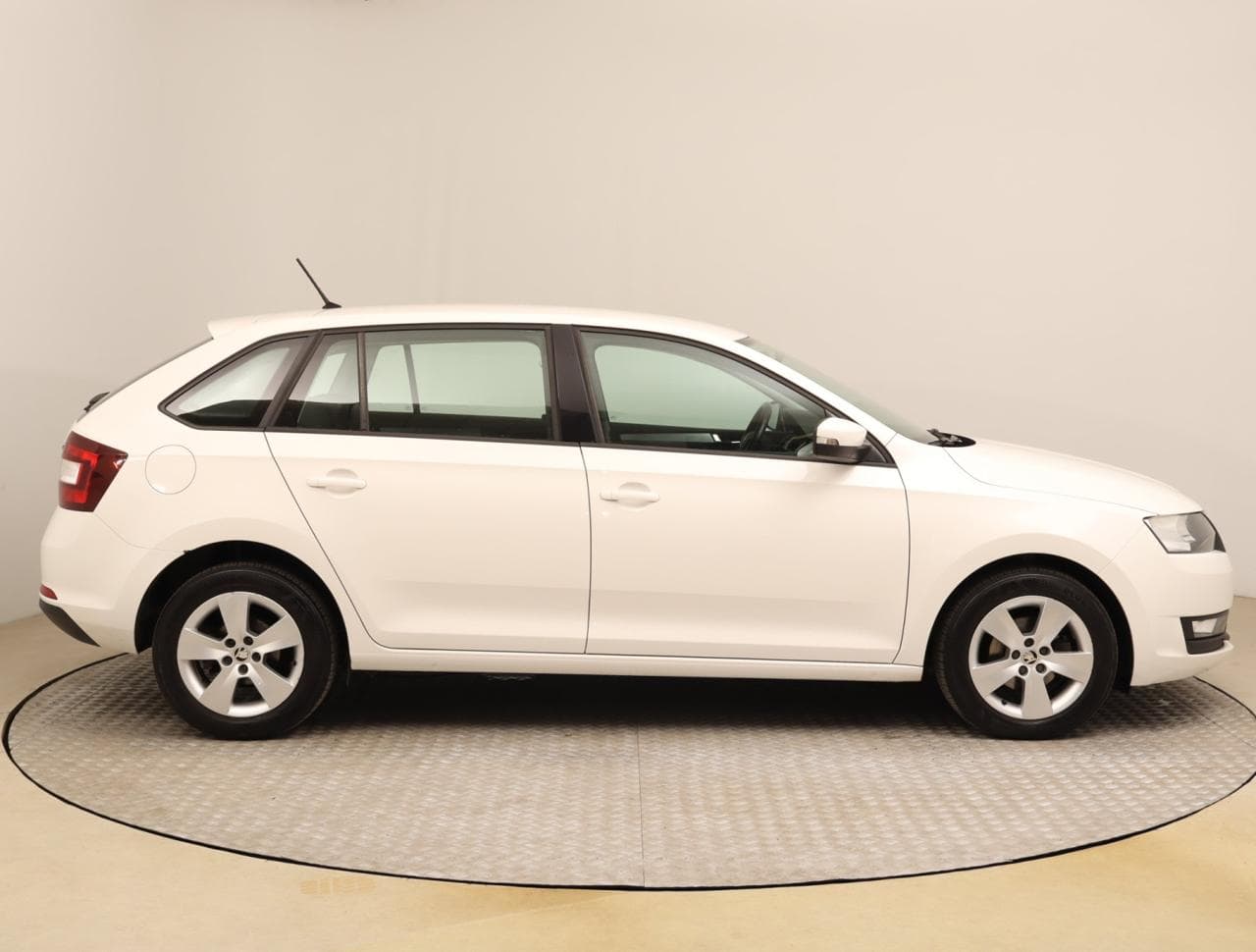2018 Škoda RAPID - 8