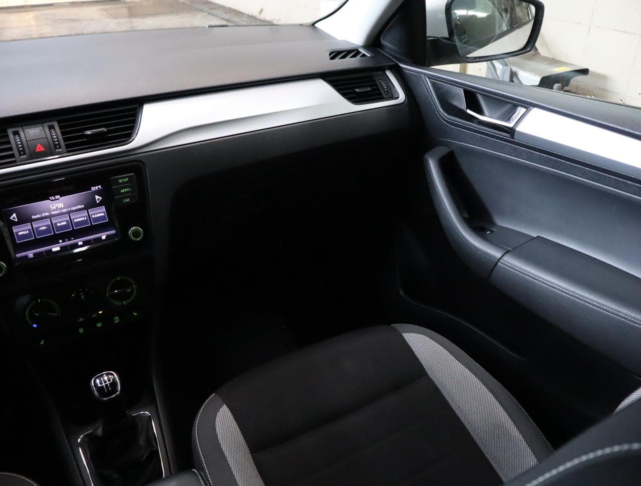 2018 Škoda RAPID - 11