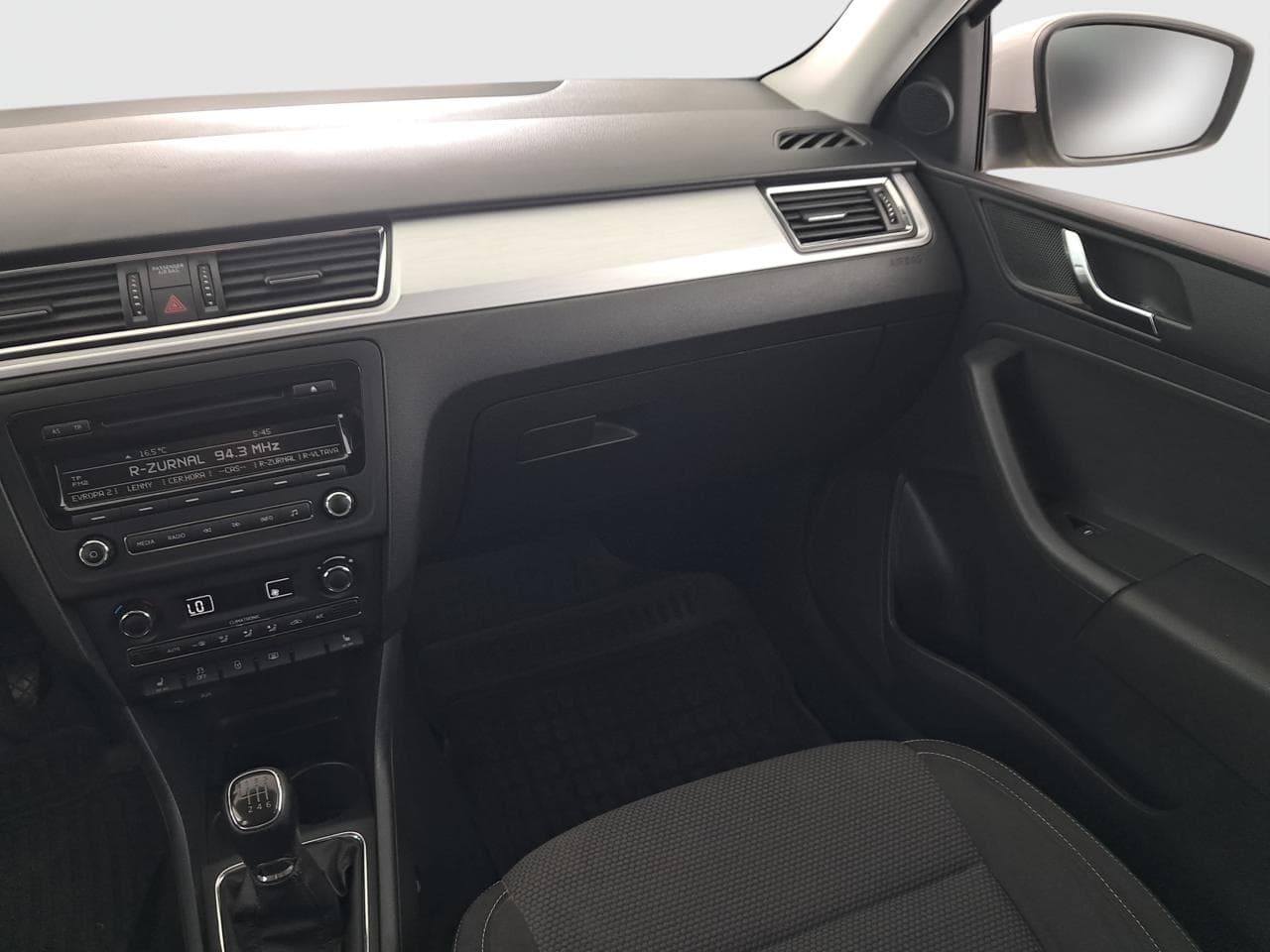 2014 Škoda RAPID - 11