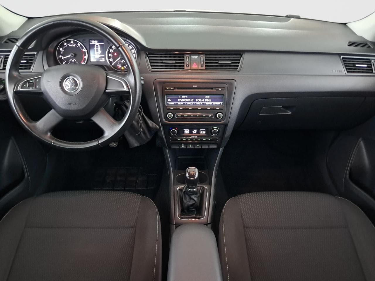 2013 Škoda RAPID - 10